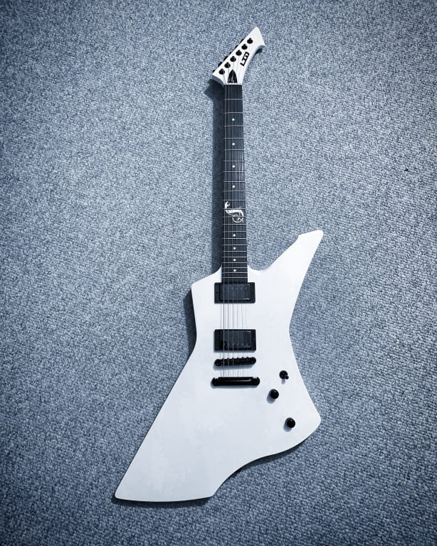 ESP LTD James Hetfield Snakebyte Electric Guitar Snow White ESP LTD James Hetfield Snakebyte Electric Guitar Snow White