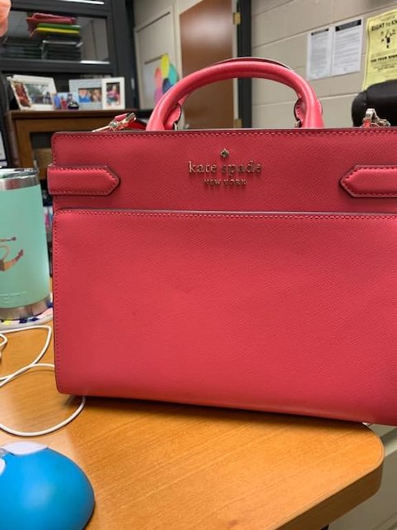 Received as a gift, Staci Medium satchel in black and minnie accessories :  r/katespade