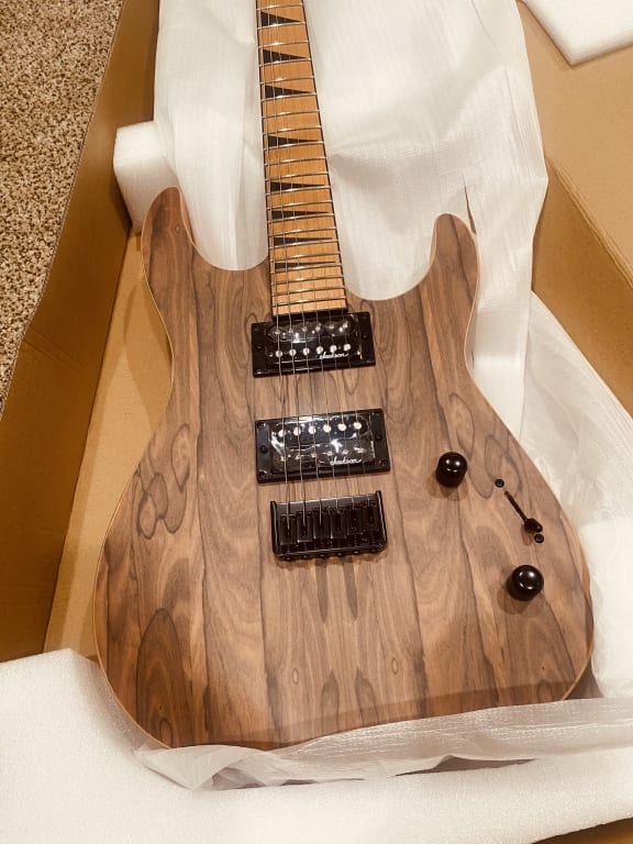 Jackson JS Series Dinky Ziricote JS42 DKM HT Limited-Edition