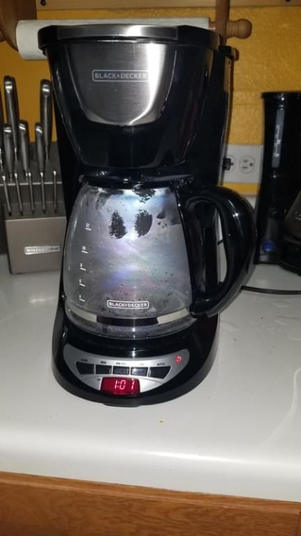 Black & Decker 12-Cup Programmable Coffeemaker CM1060B