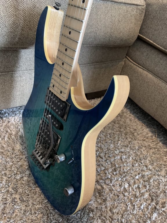 Ibanez RG Series RG470AHM 6-String Electric Guitar Blue Moon Ibanez RG Series RG470AHM 6-String Electric Guitar Blue Moon