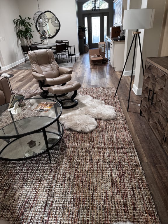 Customer Image Captioned: Love the stylish look