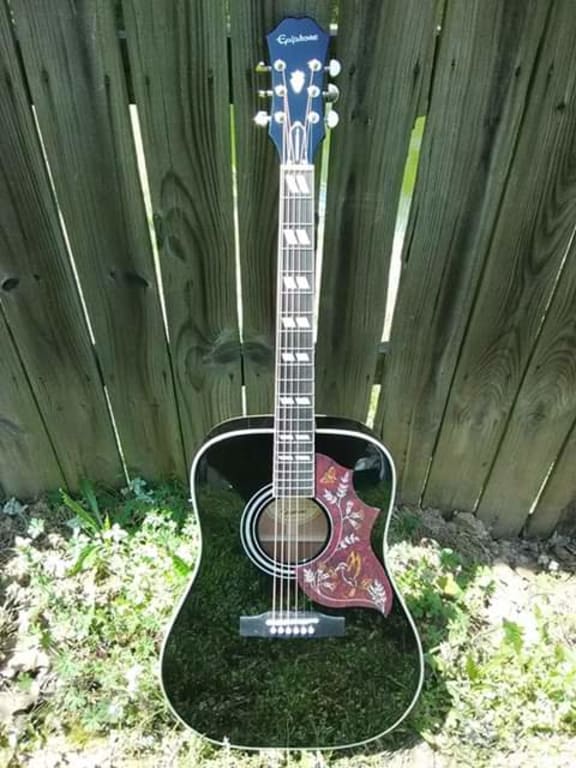Epiphone Hummingbird Studio Acoustic-Electric Guitar Ebony Epiphone Hummingbird Studio Acoustic-Electric Guitar Ebony