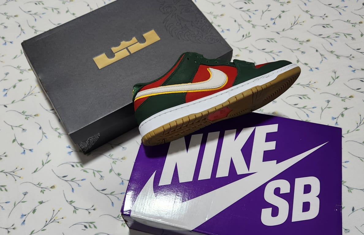 SB Dunk Low - Nike