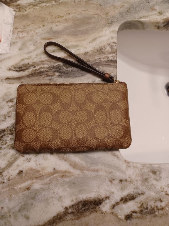 🏷Vintage Coach Signature Wristlet