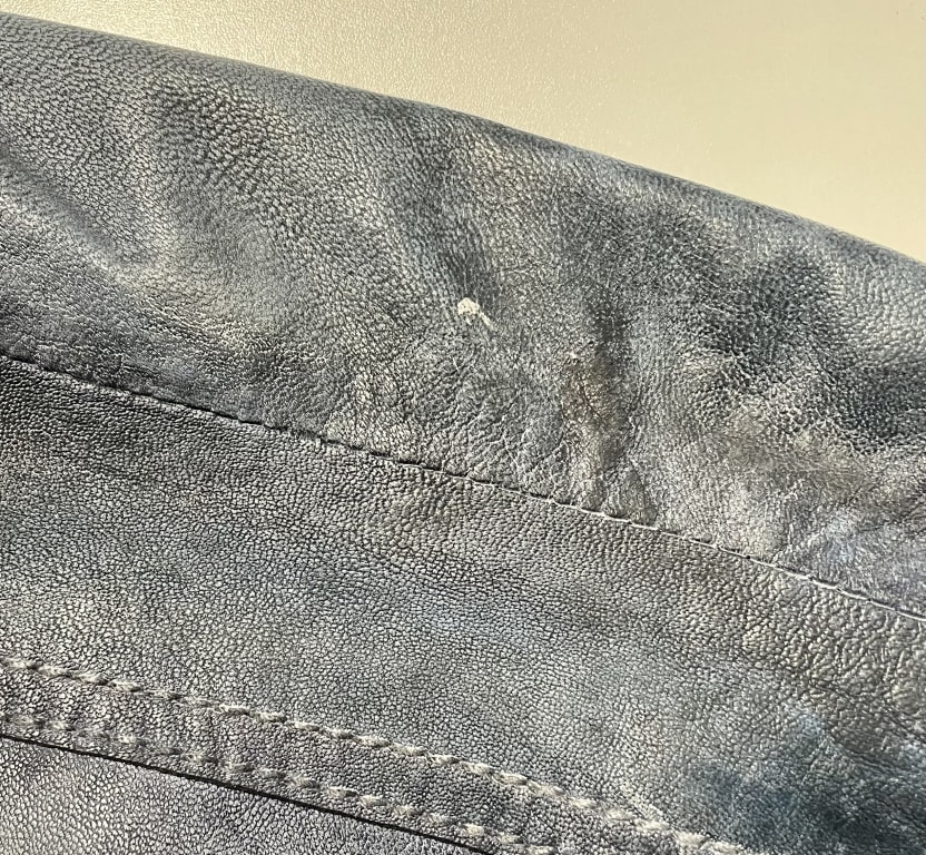 Customer Image Captioned: Upper left shoulder showing white spot