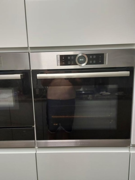 Bosch HBG674BB1B Built In Single Oven Black