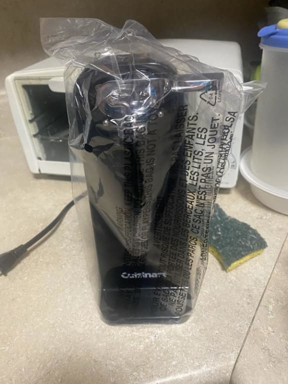 Cuisinart Side-Cut Electric Can Opener — Las Cosas Kitchen Shoppe