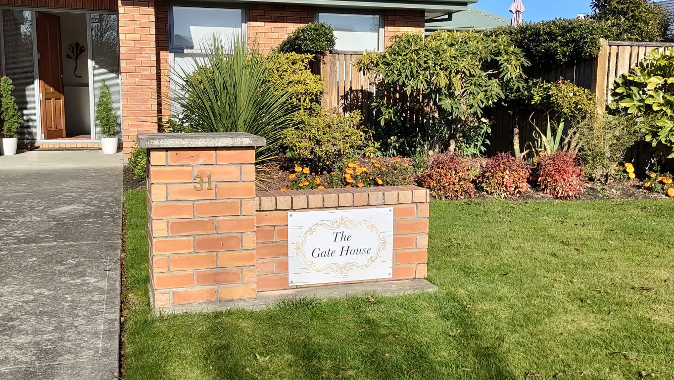 Custom Metal Signs, Aluminium Signs Vistaprint NZ