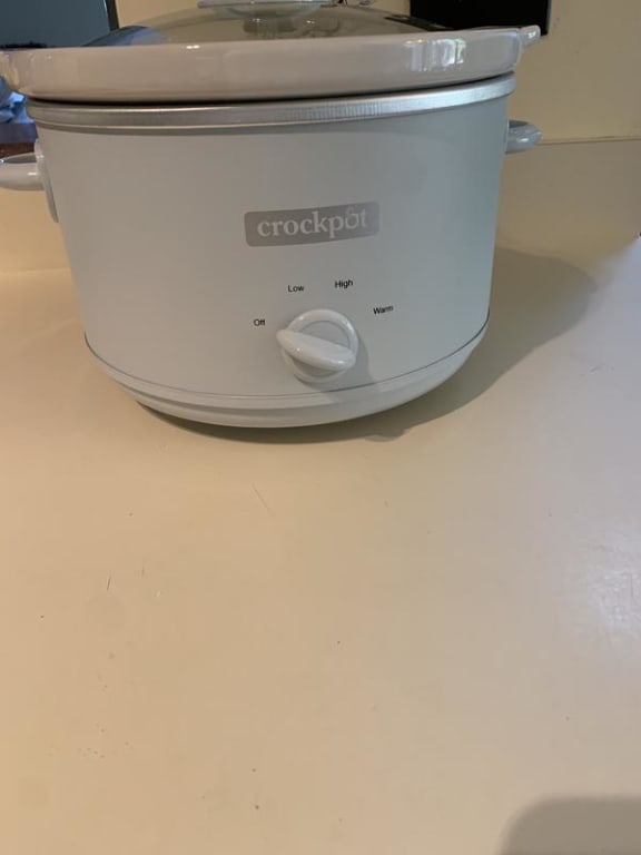 Crock-Pot CSC038 4.5L Slow Cooker, White