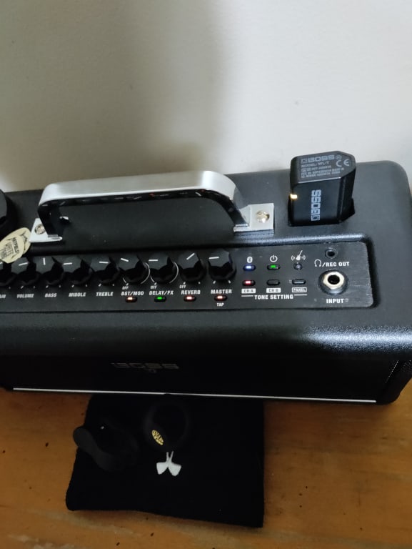 BOSS Katana-Air Wireless 30W 2x3 Guitar Combo Amplifier BOSS Katana-Air Wireless 30W 2x3 Guitar Combo Amplifier