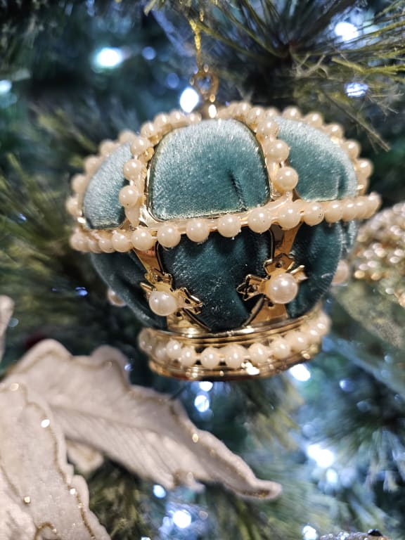 4 Green and Gold Velvet Ornament with Crown, Emerald Green