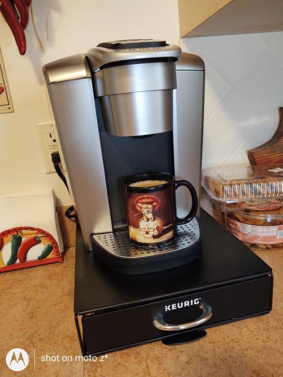 Keurig KSelect Coffee Maker, Black