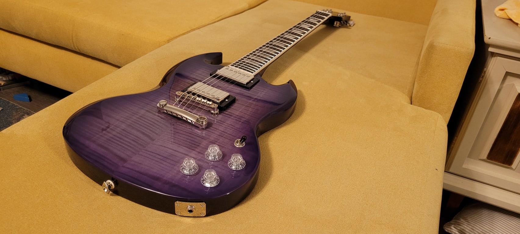 Epiphone SG Modern Figured Electric Guitar Purple Burst Epiphone SG Modern Figured Electric Guitar Purple Burst