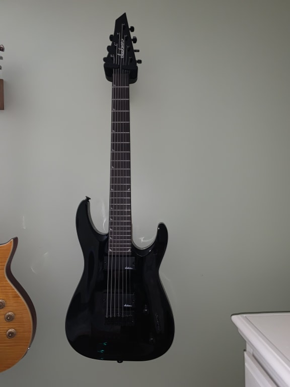 Jackson Dinky Arch Top JS22-7 DKA HT Electric Guitar Black Jackson Dinky Arch Top JS22-7 DKA HT Electric Guitar Black
