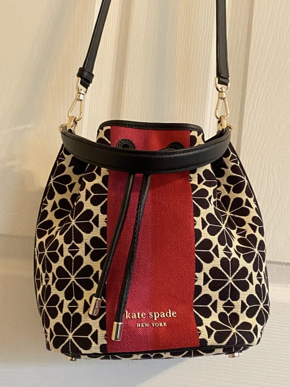 spade flower jacquard stripe medium bucket bag. PM us for more details❤️  #ksqueensbaymall @katespadeny #iworkatkatespade #ksnystoreassociate, By  Kate Spade Queensbay Penang