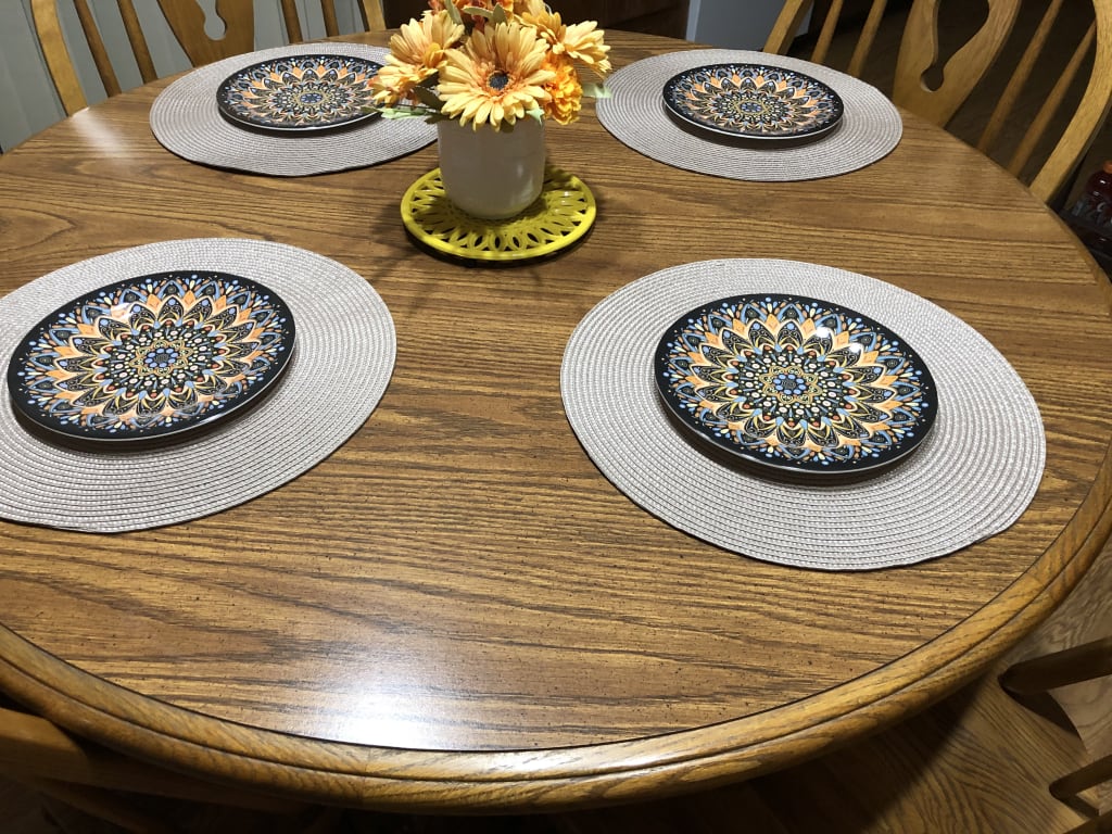 Veranda Set of 6 Green Placemats, 15"