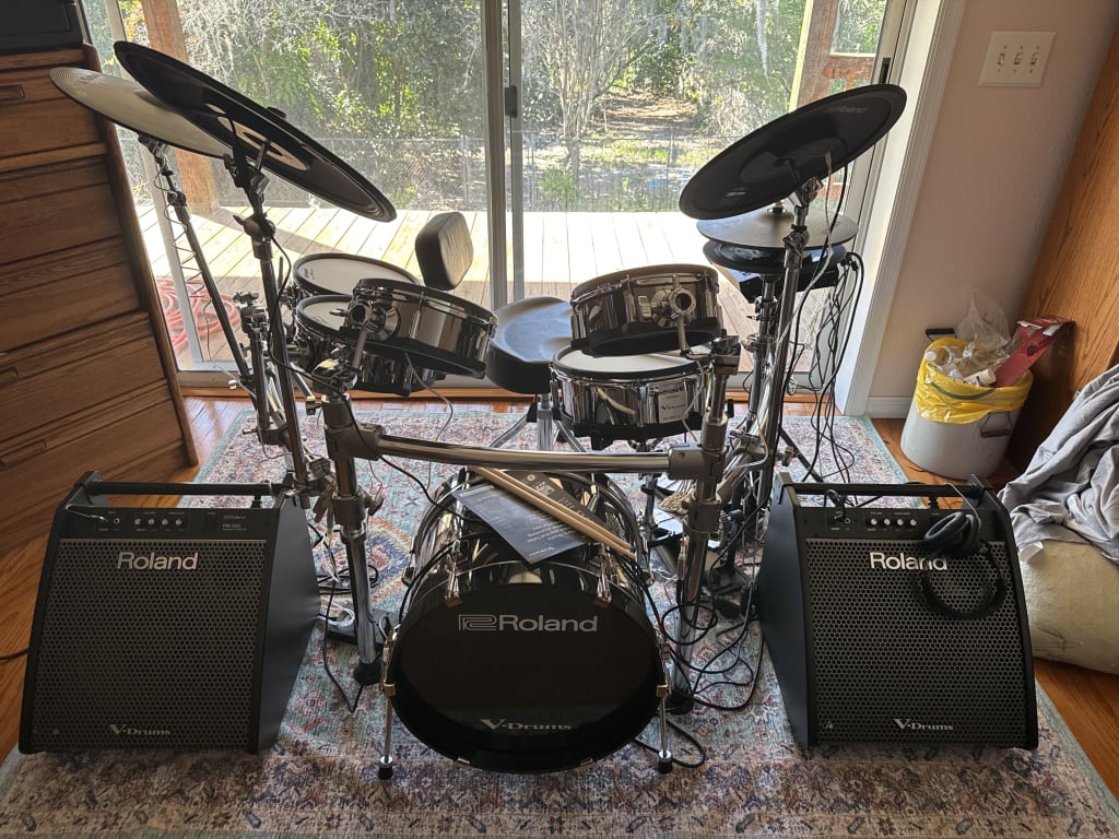 Roland ローランド パーソナルモニター PM-200 V-Drums Amazon.com: Roland PM-200 Compact Electronic V-Drum Set