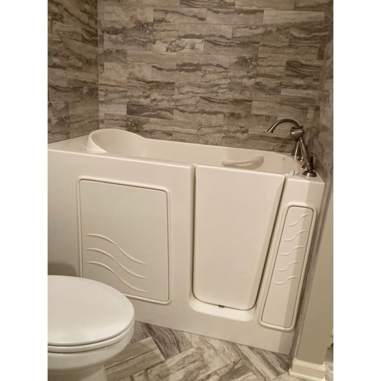 MediTub 30x60inch Right Drain White Soaking WalkIn Bathtub On Sale Bed Bath & Beyond 8958334