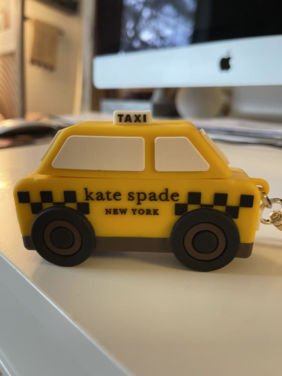 On A Roll Taxi Airpods Pro Case | Kate Spade New York