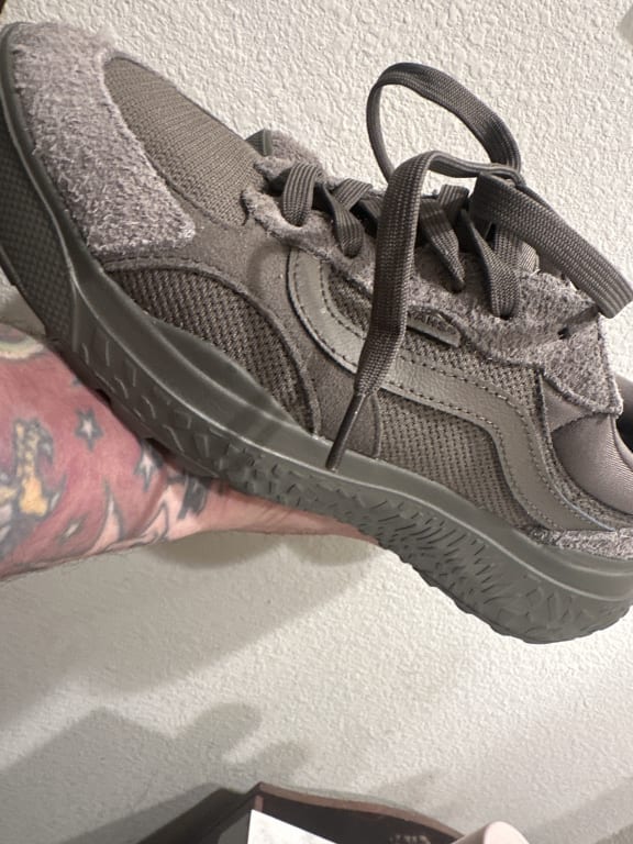 UltraRange Neo VR3 Shoe in Bungee Cord Brown | Vans