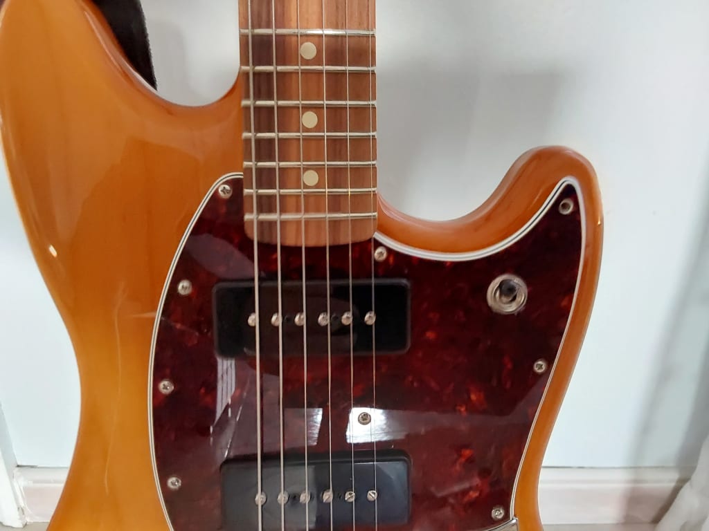 Fender Player Mustang 90 Pau Ferro Fingerboard Electric Guitar