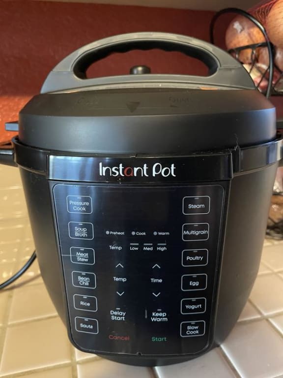 Instant Pot Duo Multi-Cooker, 6qt