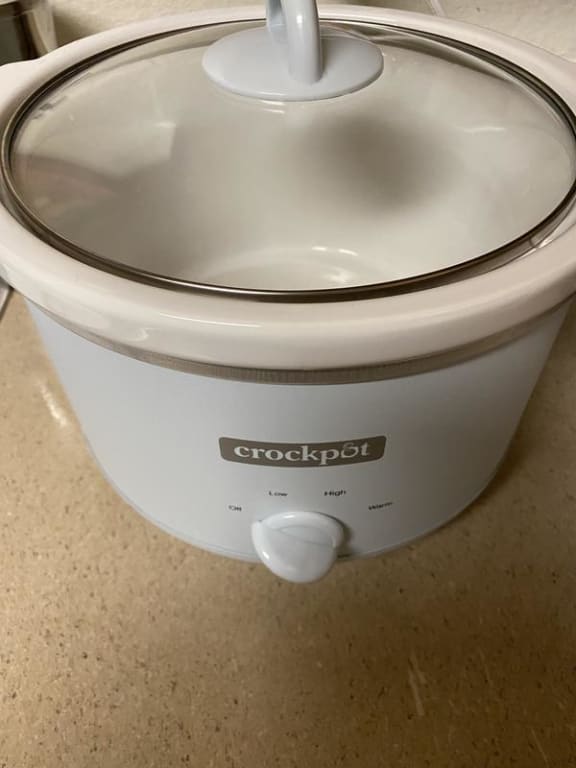 Crock-Pot® One Touch Control 4.5-Quart Lift & Serve Hinged Lid