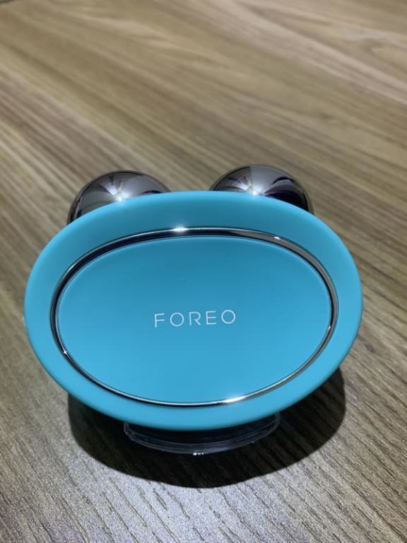 FOREO BEAR™ Smart Microcurrent Facial Toning Device Mint