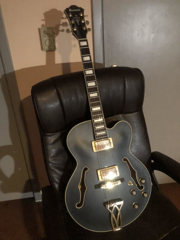 Ibanez Artcore AF75G Hollowbody Electric Guitar Flat Black Ibanez Artcore AF75G Hollowbody Electric Guitar Flat Black