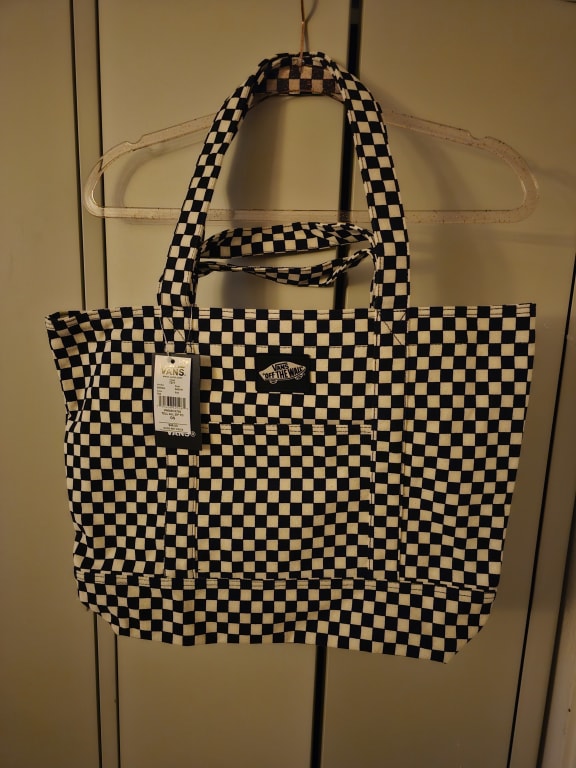 Tell All Zip Tote Bag in Checkerboard Black | Vans