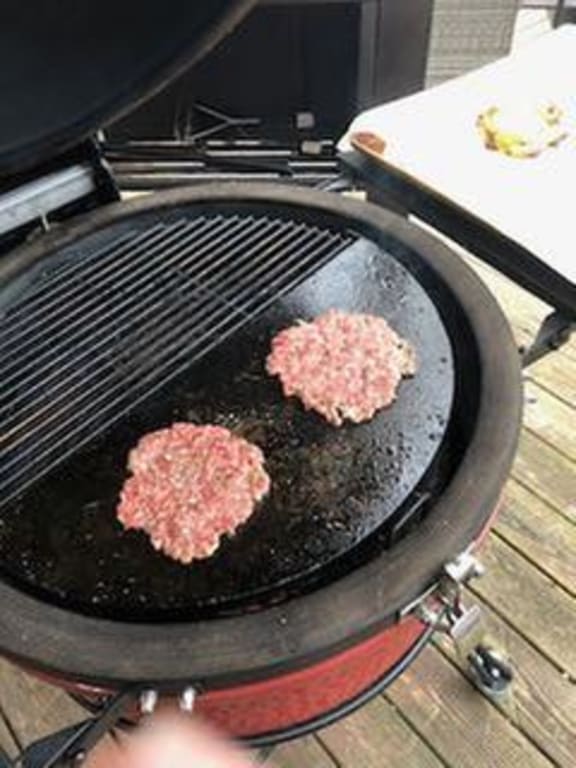 Kamado Joe Half Moon Soapstone Cooking Surface For Classic 18Inch