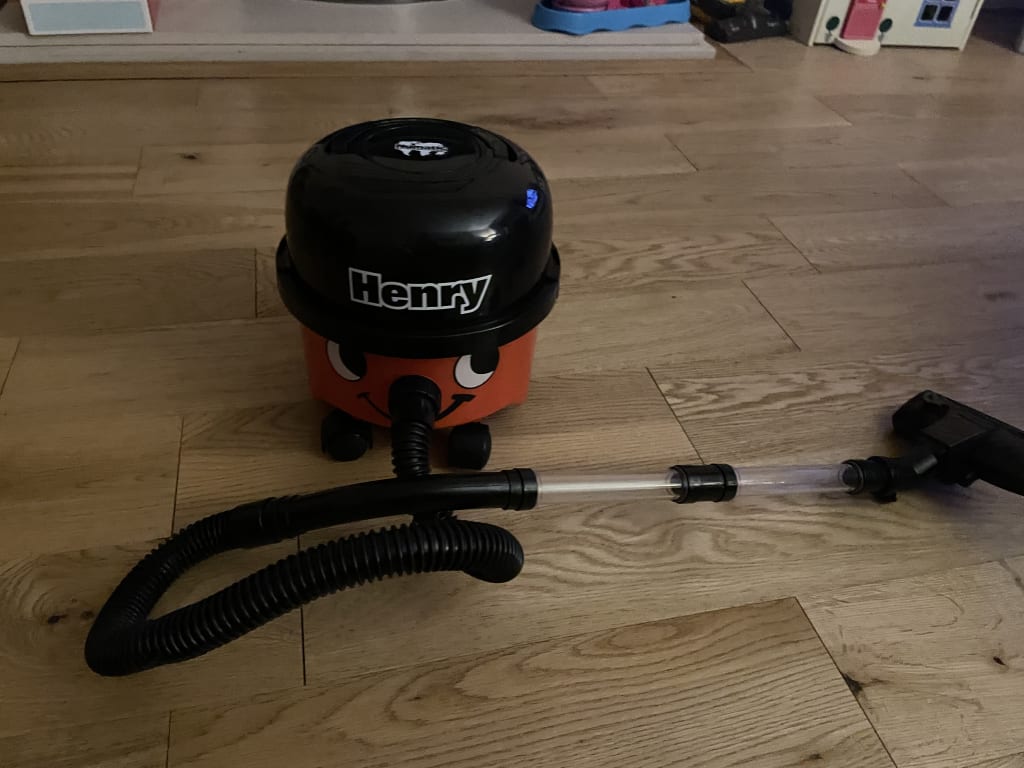 Casdon Henry Toy Vacuum Cleaner