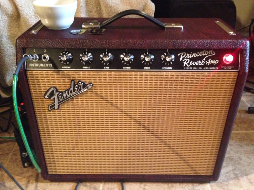 Open Box Fender Limited-Edition '65 Princeton Bordeaux Reserve 112