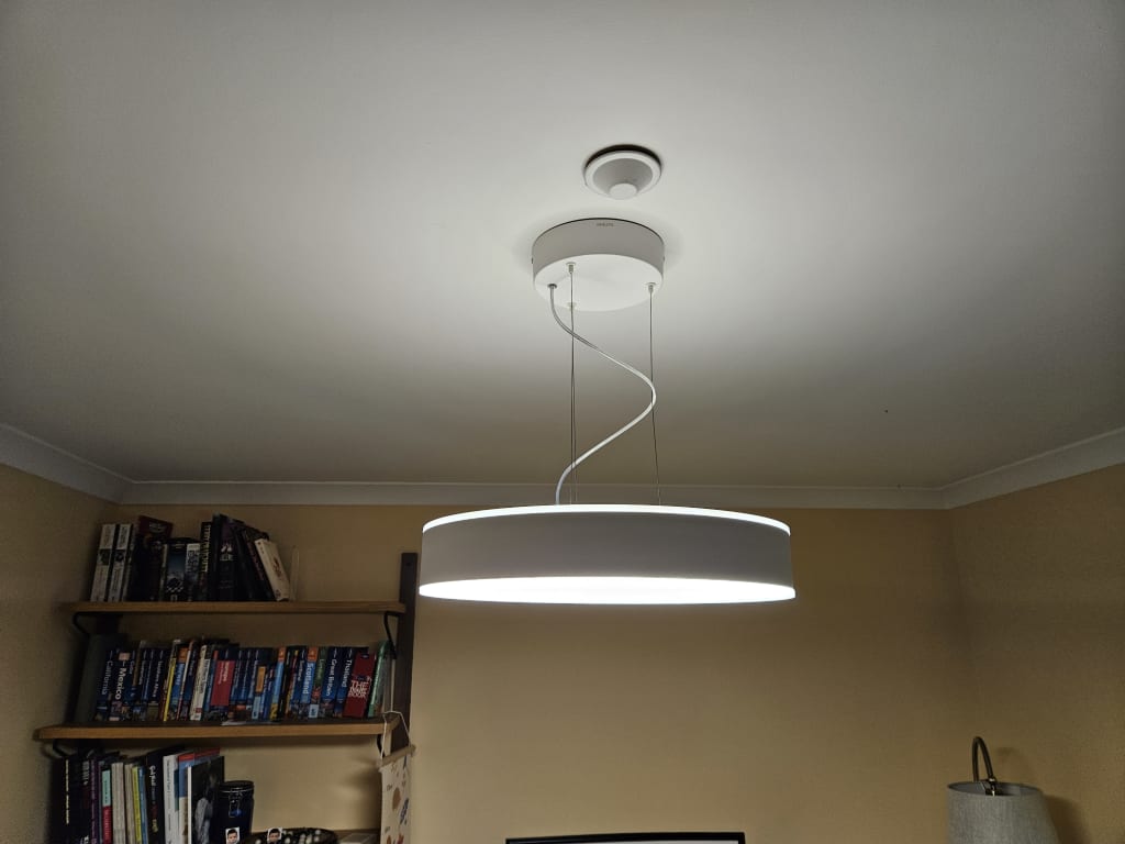 Philips Hue Enrave Led Ceiling Light