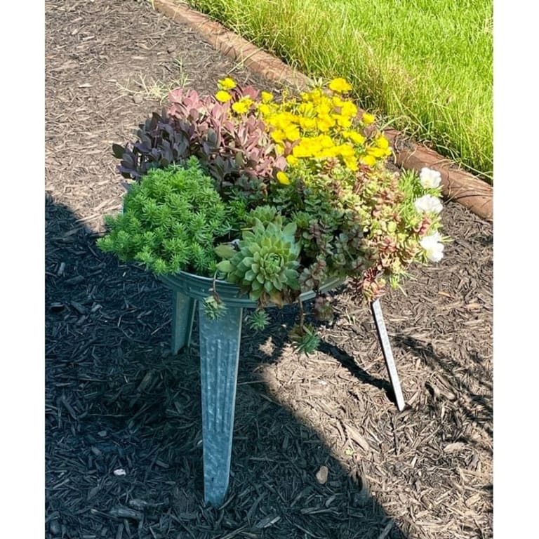 Panacea 82930 Galvanized Vintage Style Metal Bird Bath and Pedestal