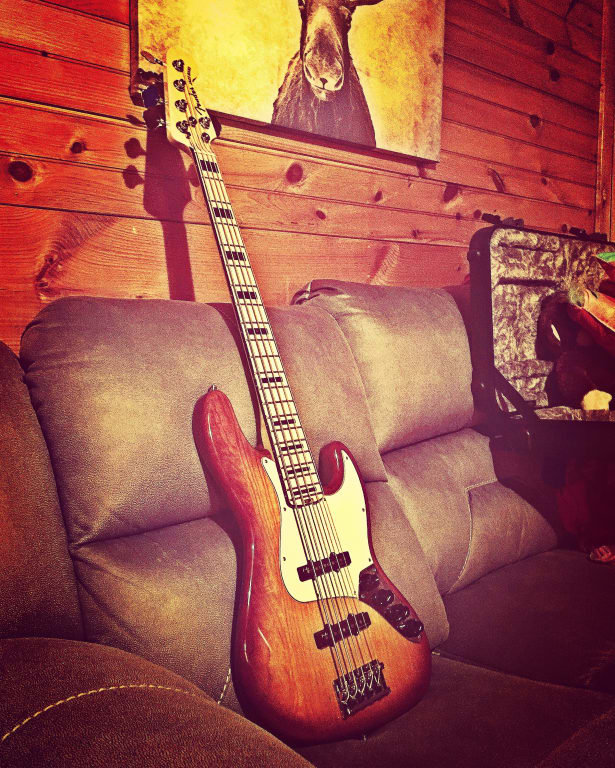 ベース fender elite jazz bass v champagne Fender American Elite Jazz Bass V Maple Fingerboard Champagne