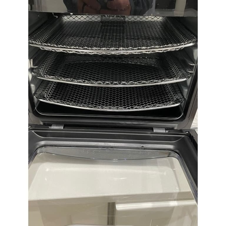 Aria 10 Qt. Air Fryer with Premium Accessory Set and Recipe Book 10QT