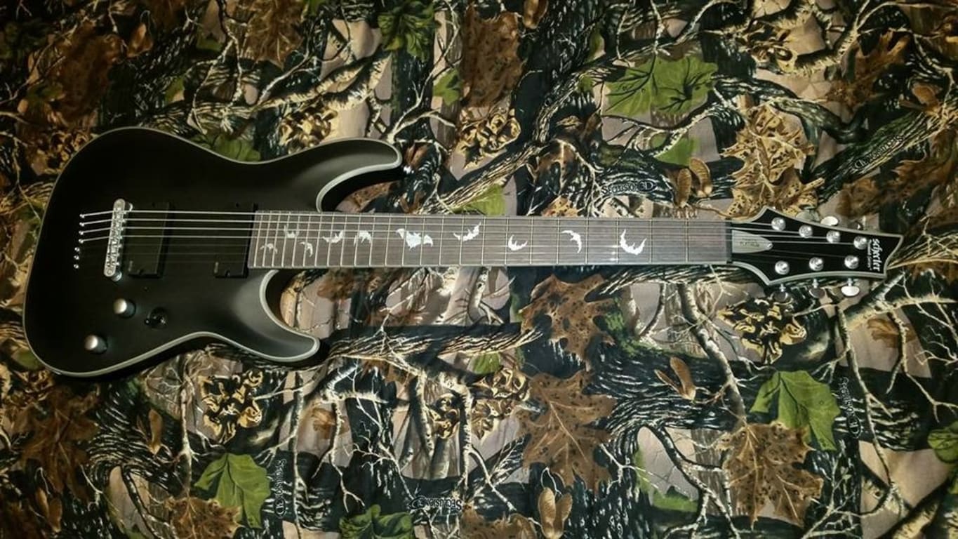 Schecter Guitar Research Damien Platinum 7-String Electric Schecter Guitar Research Damien Platinum 7-String Electric
