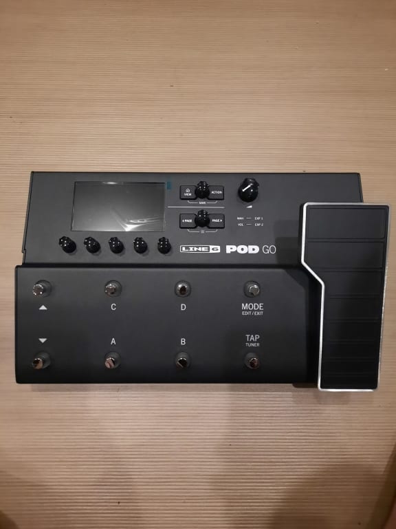Line 6 POD Go Wireless Guitar Multi-Effects Processor Black Line 6 POD Go Wireless Guitar Multi-Effects Processor Black