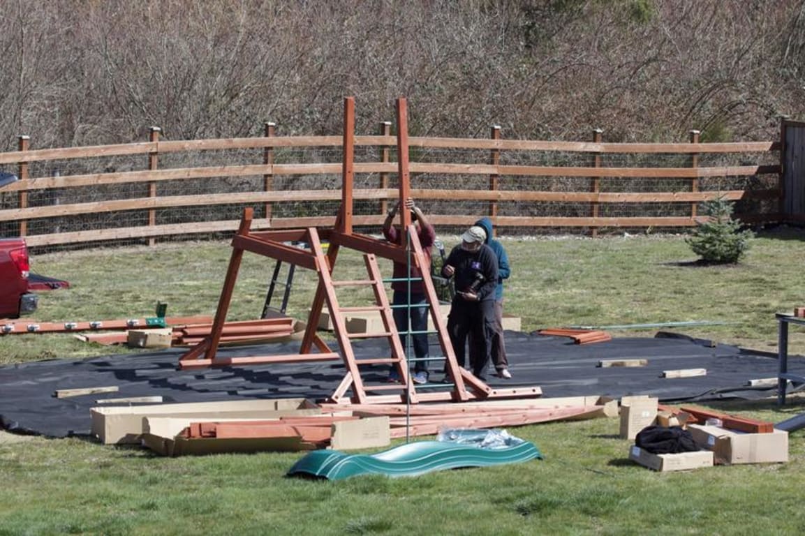 Gorilla Playsets Sun Palace II Wood Swing Set with Monkey Bars On