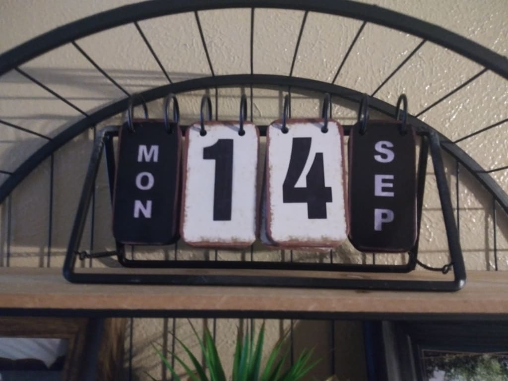 Vintage Look Black Metal Flip Calendar 11x6 vintage-look-black-metal-flip-calendar-11x6