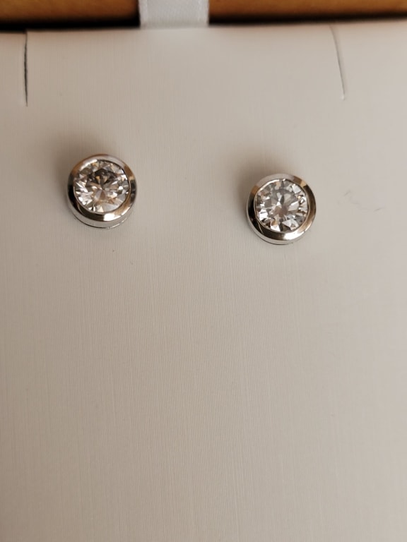 Bezel-Set Round Diamond Stud Earrings in 18K Yellow Gold