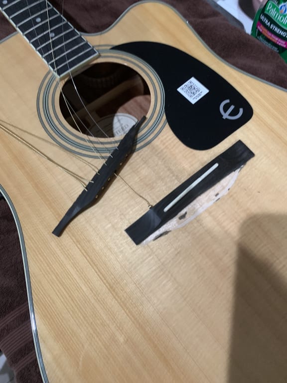 Open Box Epiphone PRO-1 Ultra Acoustic-Electric Guitar Natural