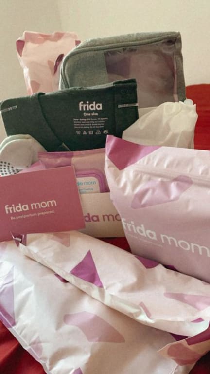 Frida Mom Labor and Delivery Postpartum Recovery Kit Review