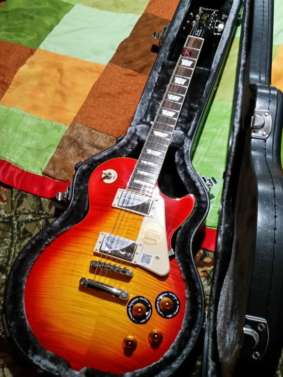 Epiphone Les Paul Standard PlusTop Pro Electric Guitar