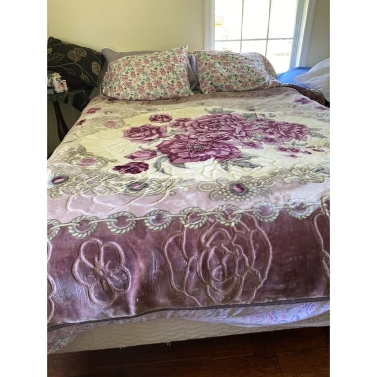 Luxury Heavy Thick Plush Blanket 2 Ply A&B Disign For Winter 79"x91" 9 lbs On Sale Bed Bath