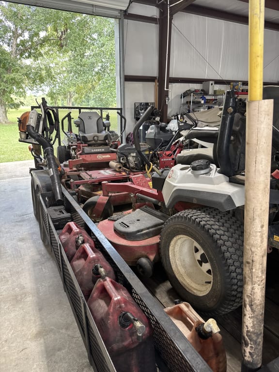 Exmark Lazer Z S-Series Mower | Model LRS801GKA724A1