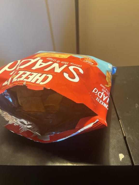 user uploaded review image3 , graphic