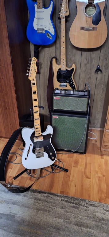 Squier Classic Vibe '70s Telecaster Thinline Limited-Edition Squier Classic Vibe '70s Telecaster Thinline Limited-Edition